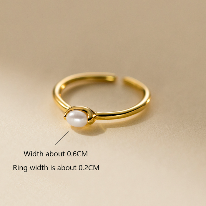Bianca | Silver Delicate Kateřina Ring with Pearl Line
