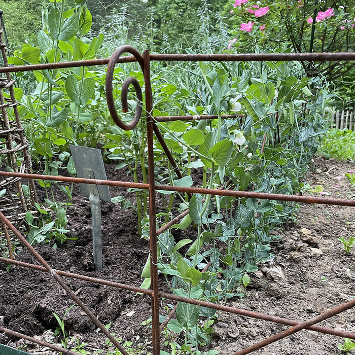 Classic Iron Garden Edging Hurdles, Set of 4