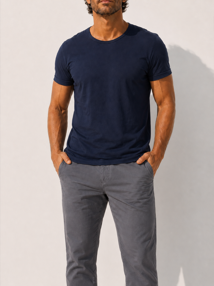 Crewneck T-shirt in Tedra™ Light - Midnight Blue
