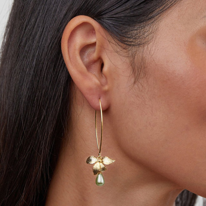 Juliana | Gold-Plated Earrings with Surface Pearl