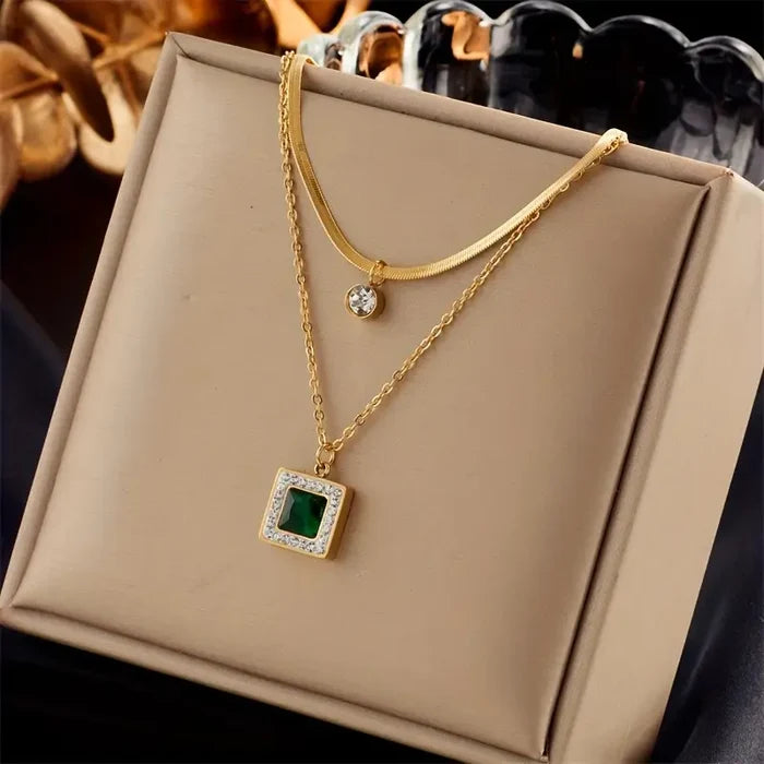 Klára | Gold-Plated Necklace with Emerald Pendant