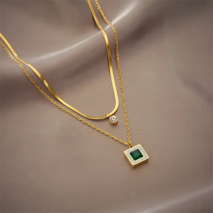 Klára | Gold-Plated Necklace with Emerald Pendant