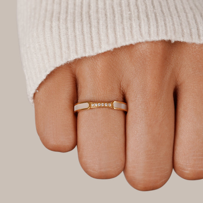 Lara | Gold-Plated Fine Ring with Delicate Shine