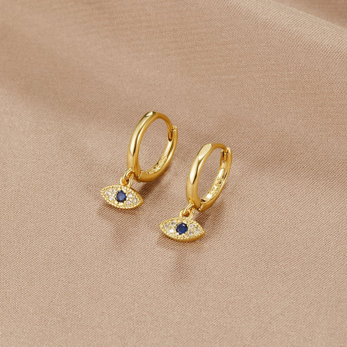 Luana | Gold-Plated Earrings with Delicate Pearl