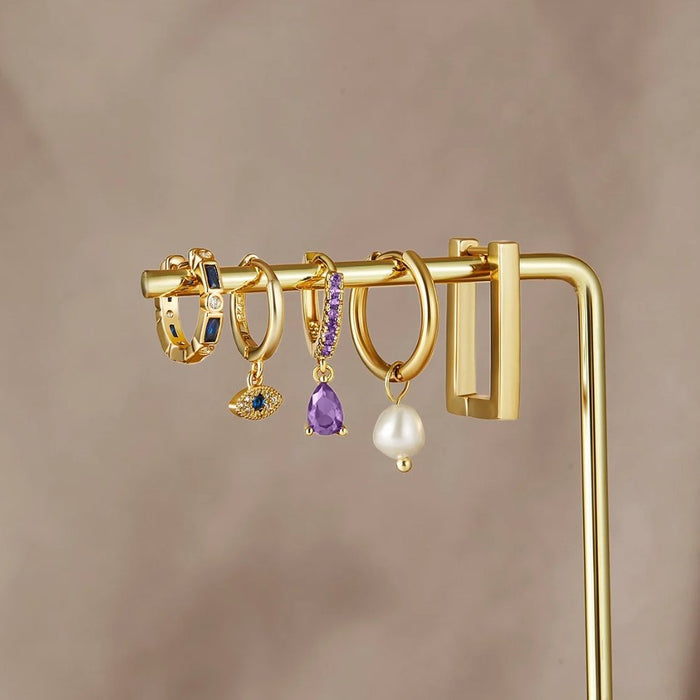 Luana | Gold-Plated Earrings with Delicate Pearl
