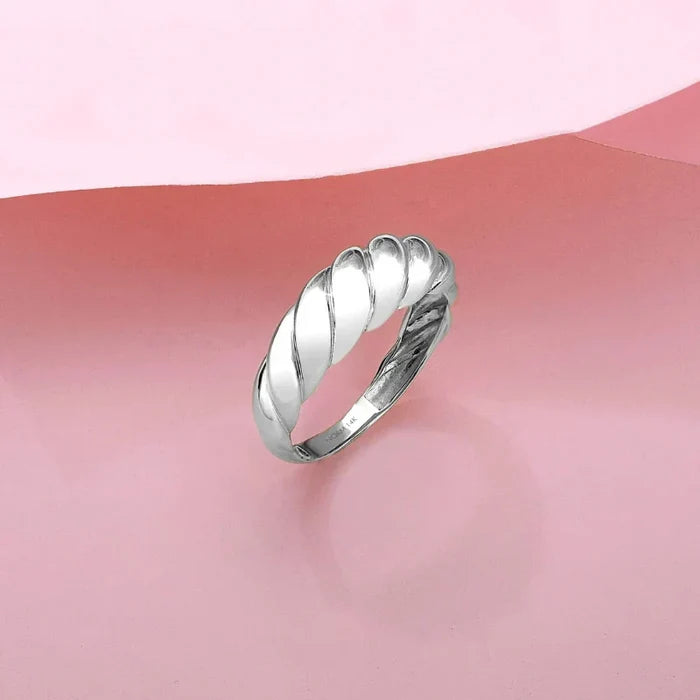 Paloma | White Gold Shell Ring