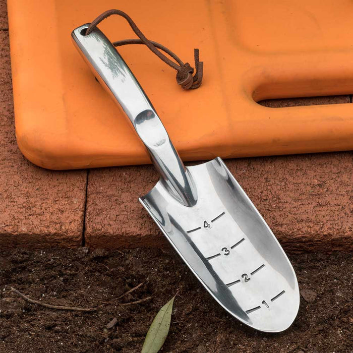 Polished Cast-Aluminum Narrow Trowel