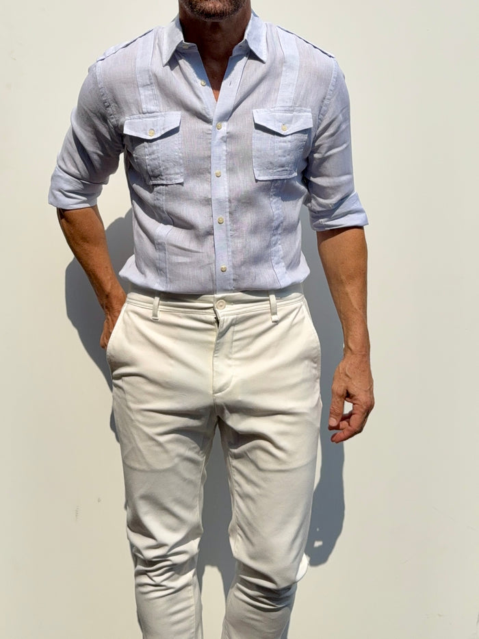 The Raider Shirt in Linen - Pale Blue