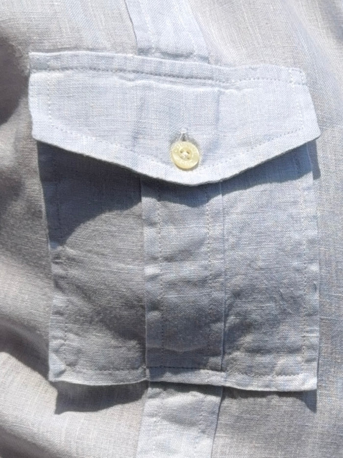 The Raider Shirt in Linen - Pale Blue