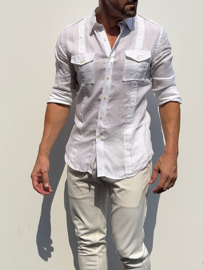 The Raider Shirt in Linen - White