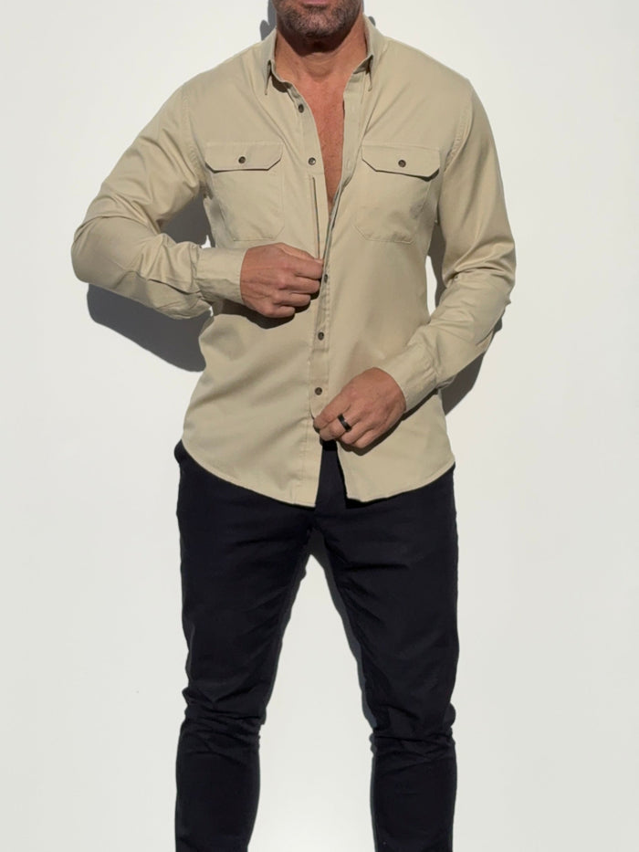 The Utility Shirt in Twill - Tan