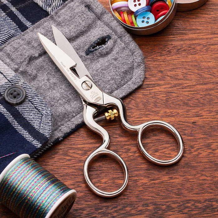Traditional Buttonhole Scissors
