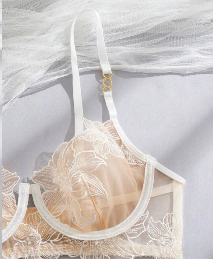 White Lingerie Set Embroidered - Self Care Shop